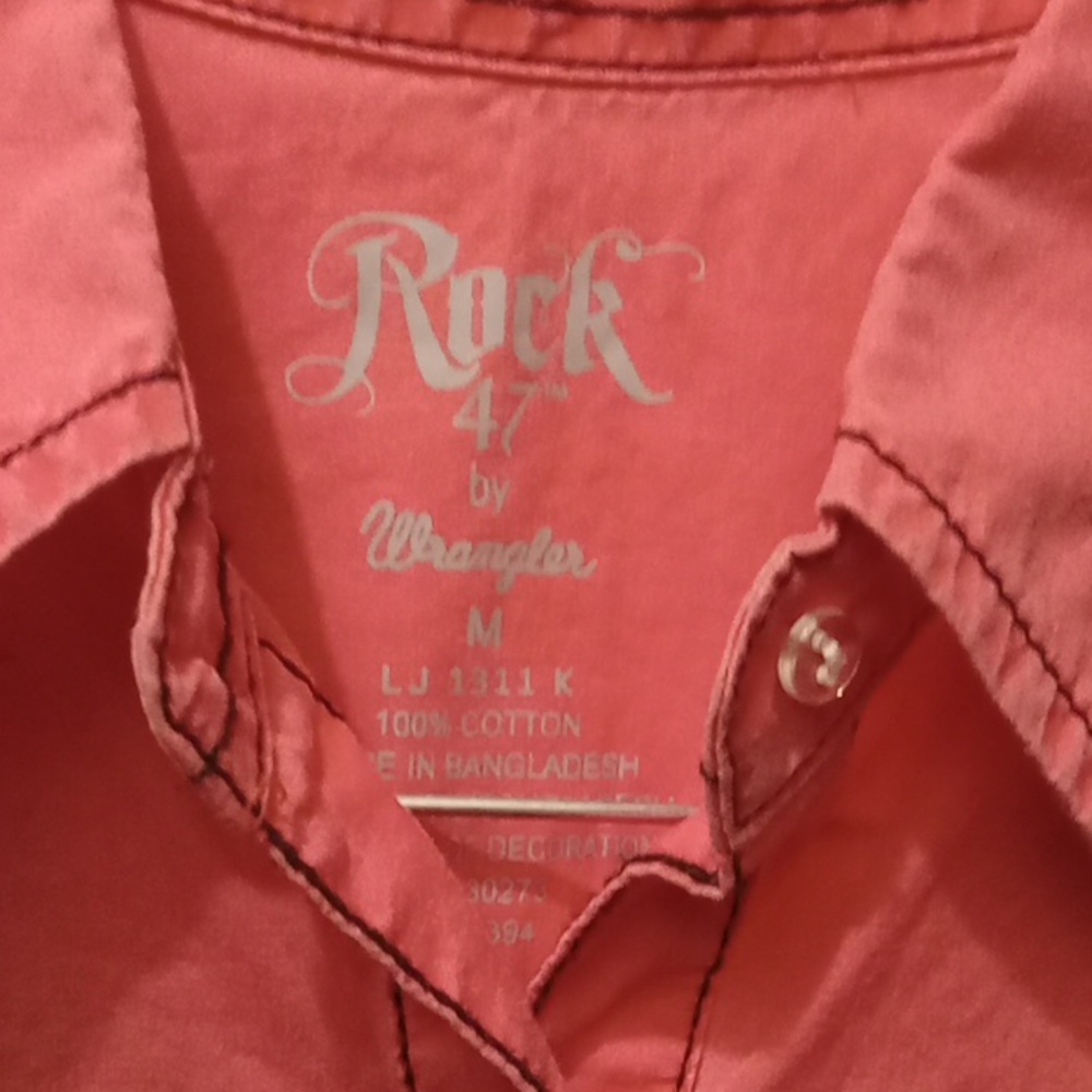 Wrangler Rock Shirt Ink W Beautifully Embellished W Embroidery And Beads.